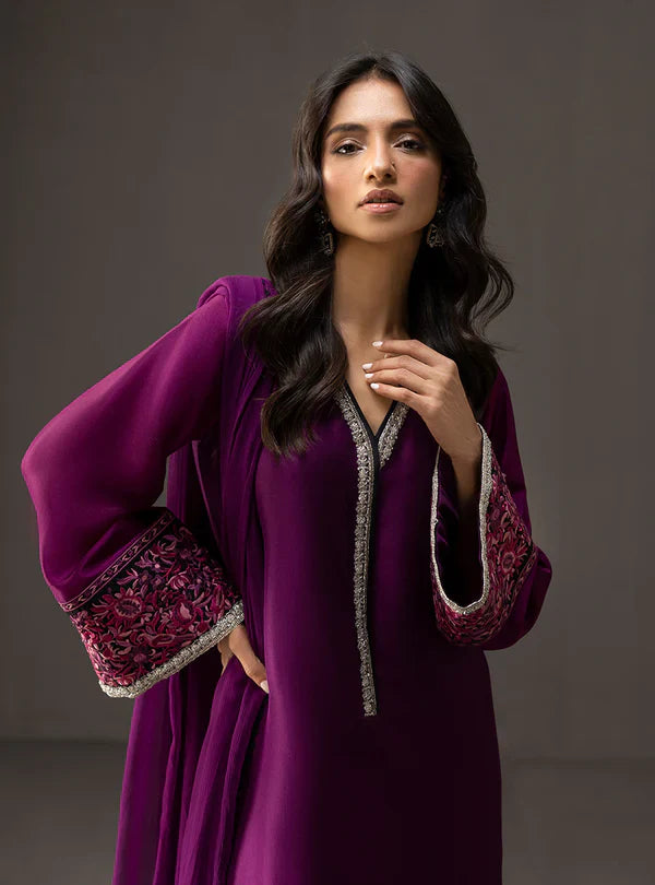 Zainab Chottani - Embroidered Silk 3-Pcs Suit