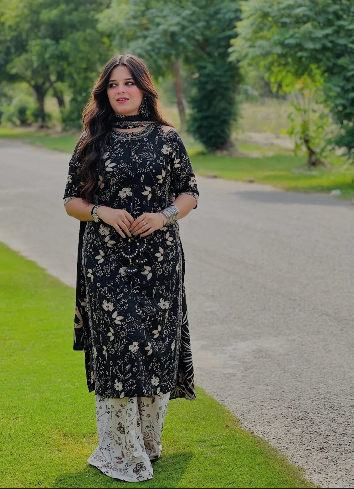 BIN SAEED Stylish Digital Khaddar 3-Pc Suit