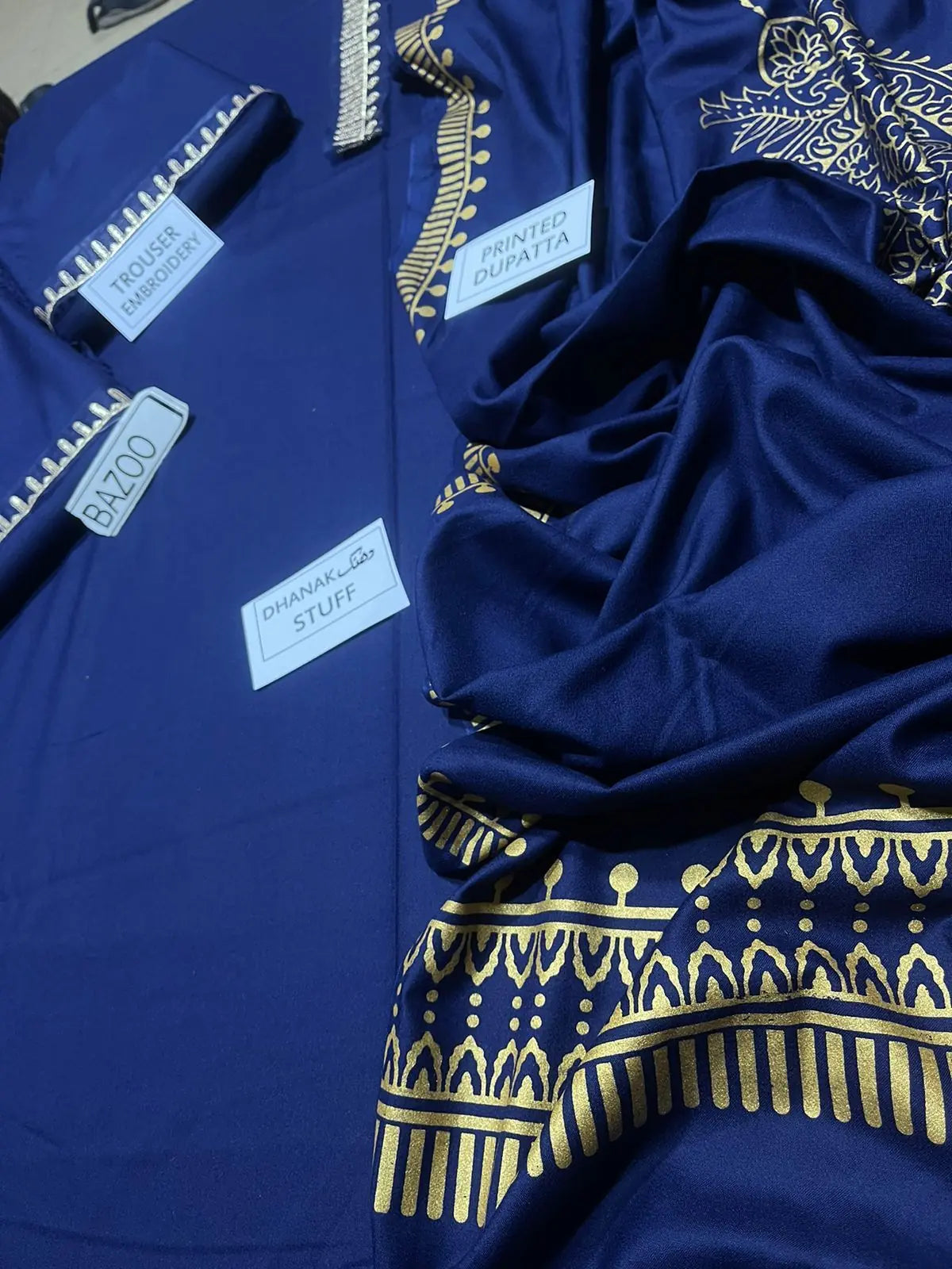 NAKOOSH Best Quality Lawn 3-Pcs Suit