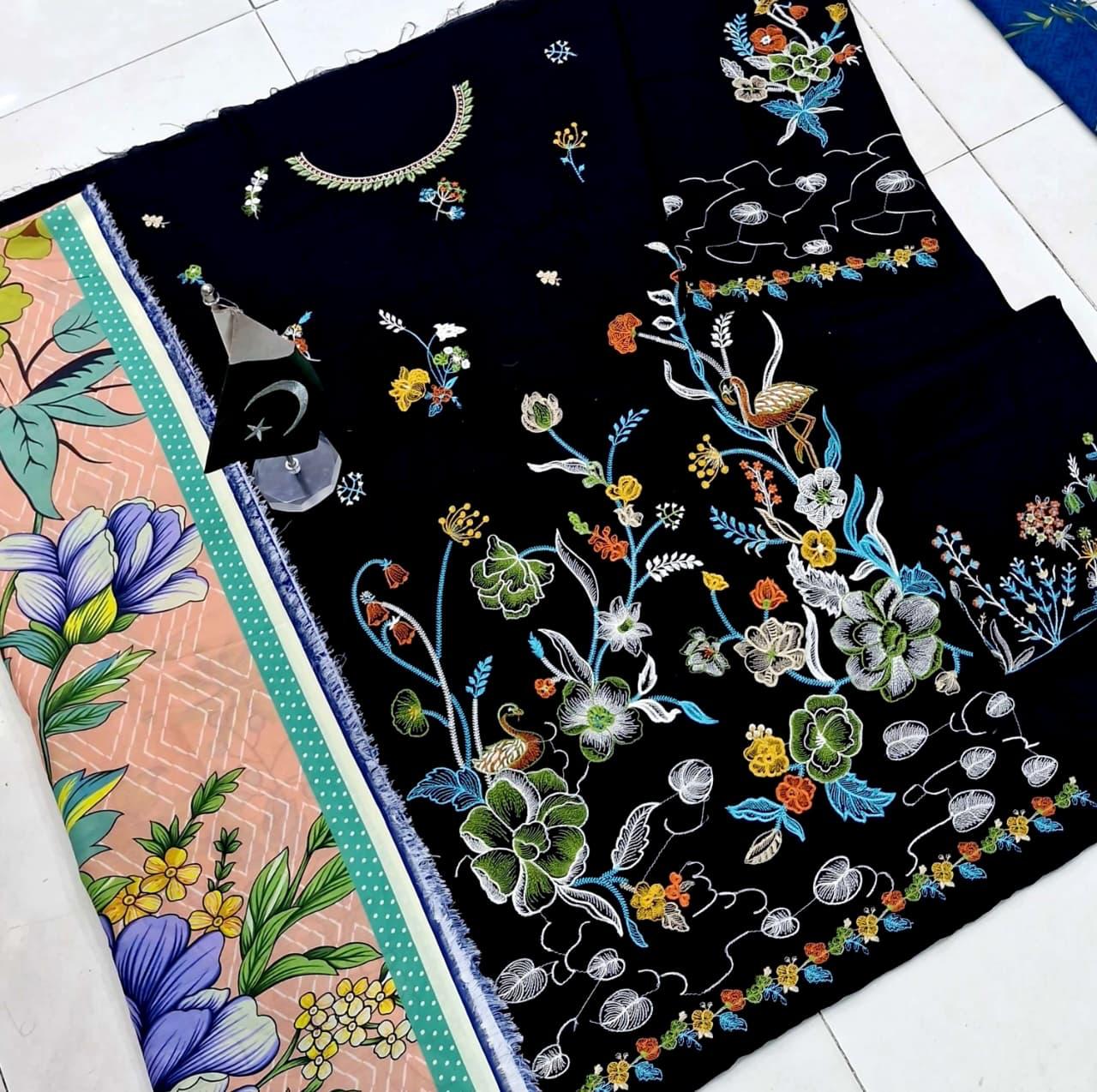 ZARA SHAHJAHAN Embroidered Linen 3-Pc Suit