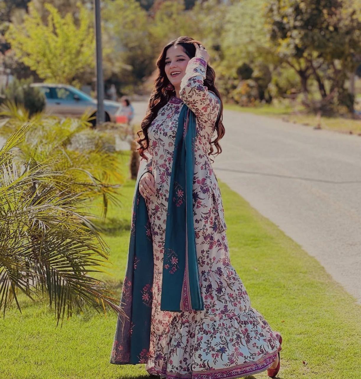 BIN SAEED Stylish Digital Khaddar 3-Pc Suit