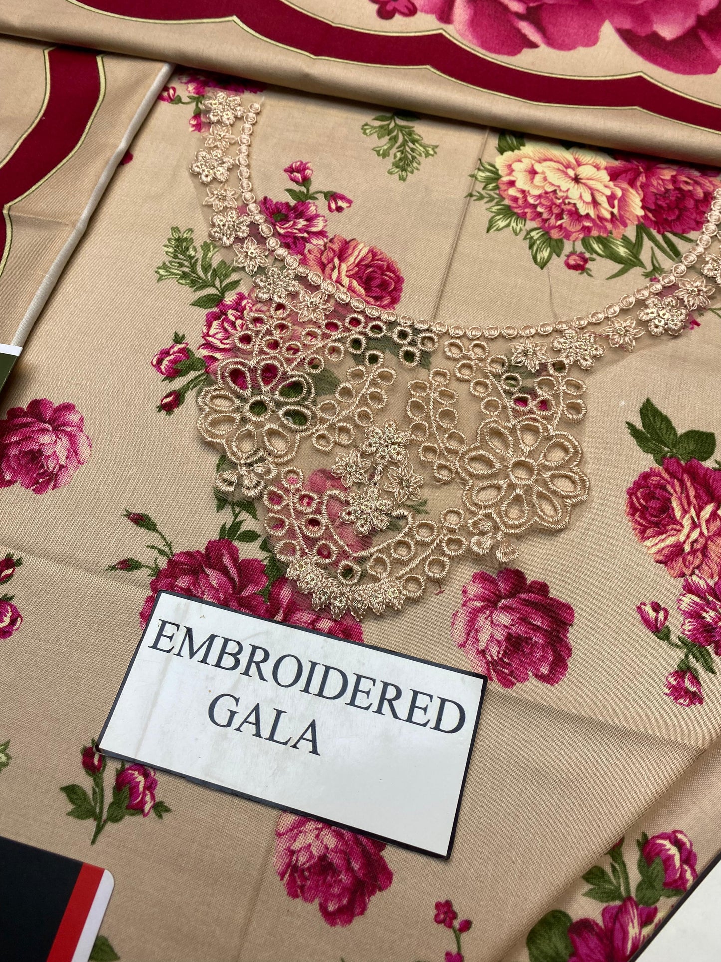 BAROQUE Linen Embroidered 3-Pc Suit