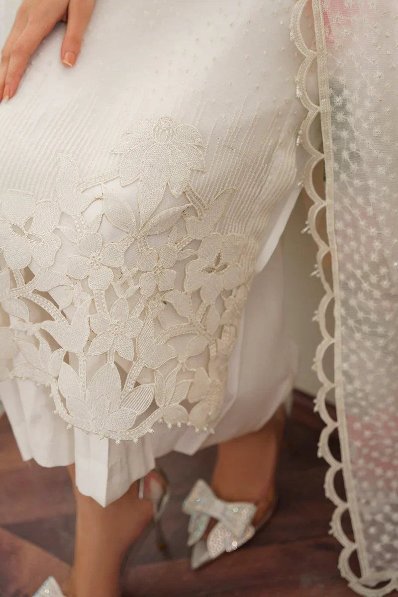 BAROQUE Embroidered Organza 3-Pcs