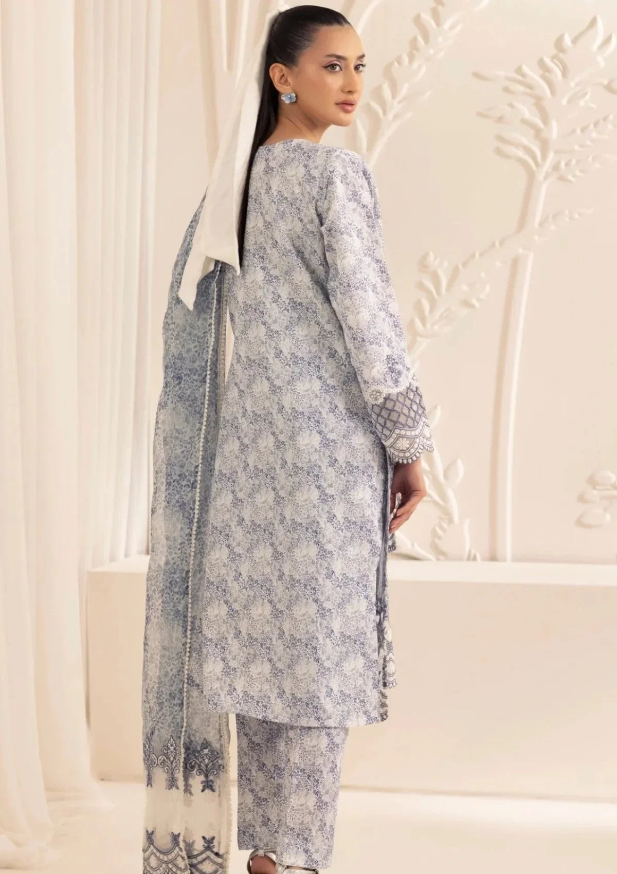 MOHAGNI Heavy Embroidered 3-Pcs