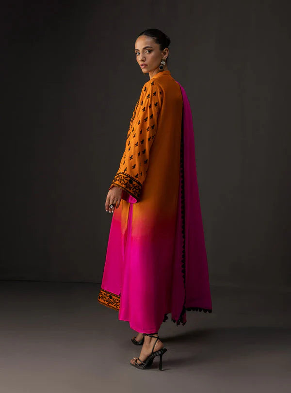 Zainab Chottani - Embroidered Silk 3-Pcs Suit
