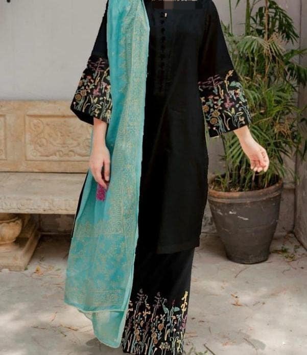 KASTOOR Best Quality Lawn 3-Pcs Suit