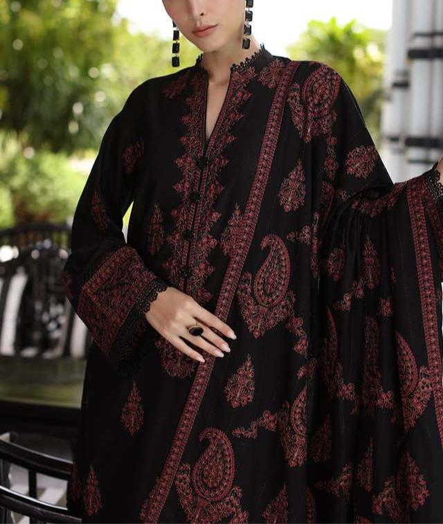 BREEZE Luxury Embroidered Dhanak 3-Pc Suit