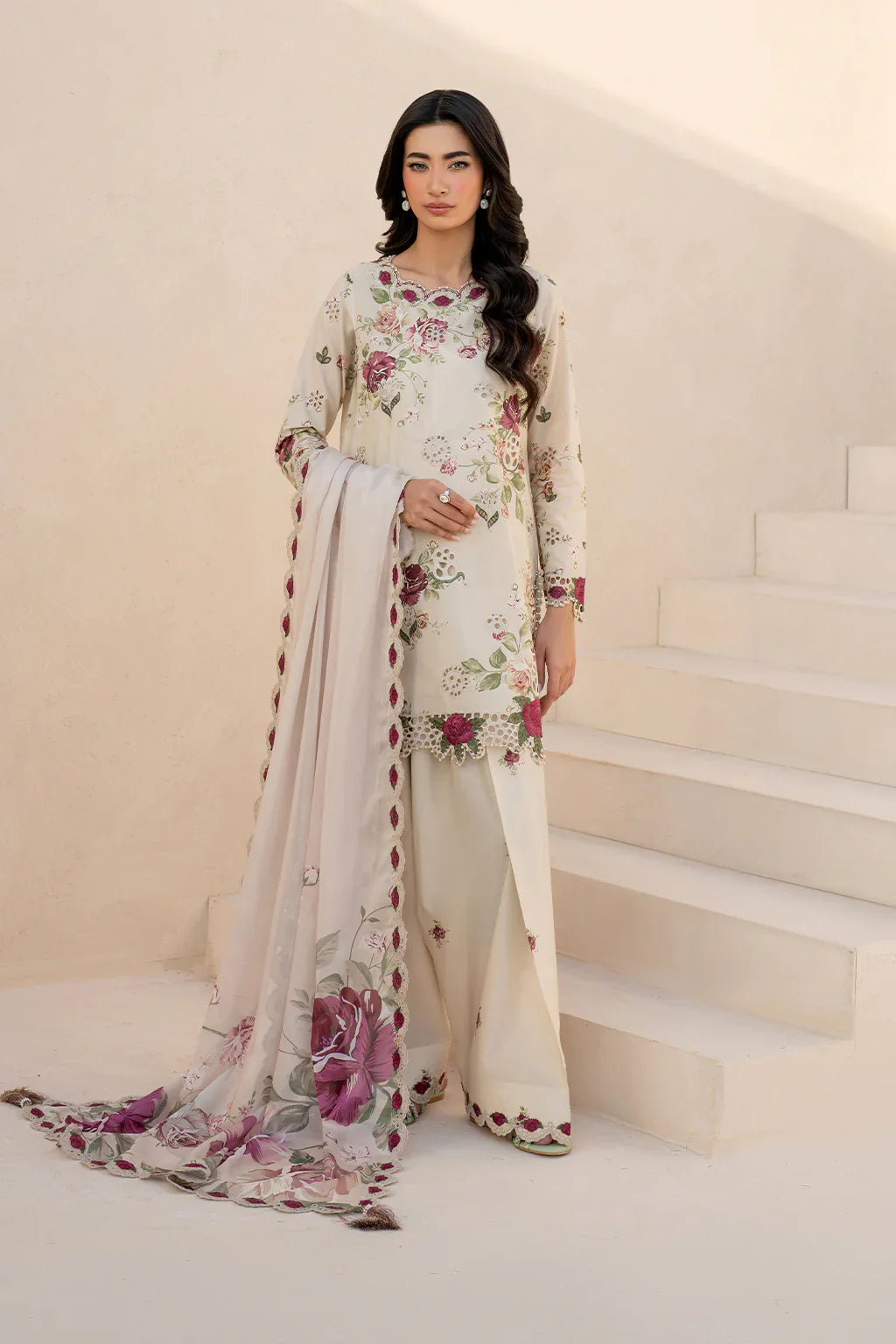 IZNIK Embroidered Lawn 3 Pcs Suit