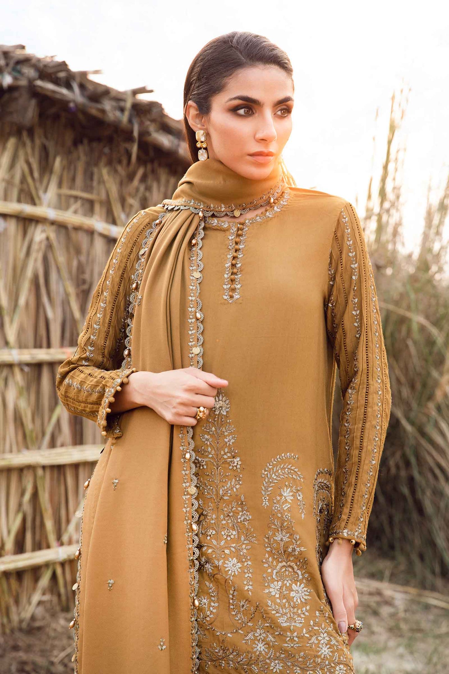 MARIA.B Embroidered Lawn 3-Pcs Suit