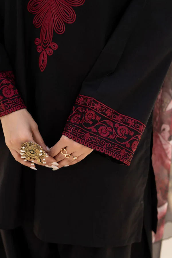 𝐌𝐀𝐇𝐈-𝐍𝐎𝐎𝐑 Embroidered Ready To Wear 2-Pc