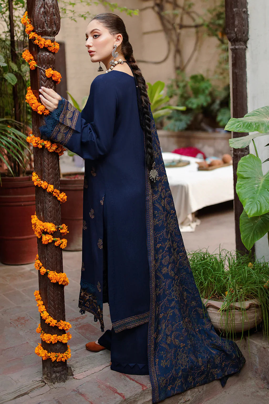 BREEZE Luxury Embroidered Dhanak 3-Pc Suit