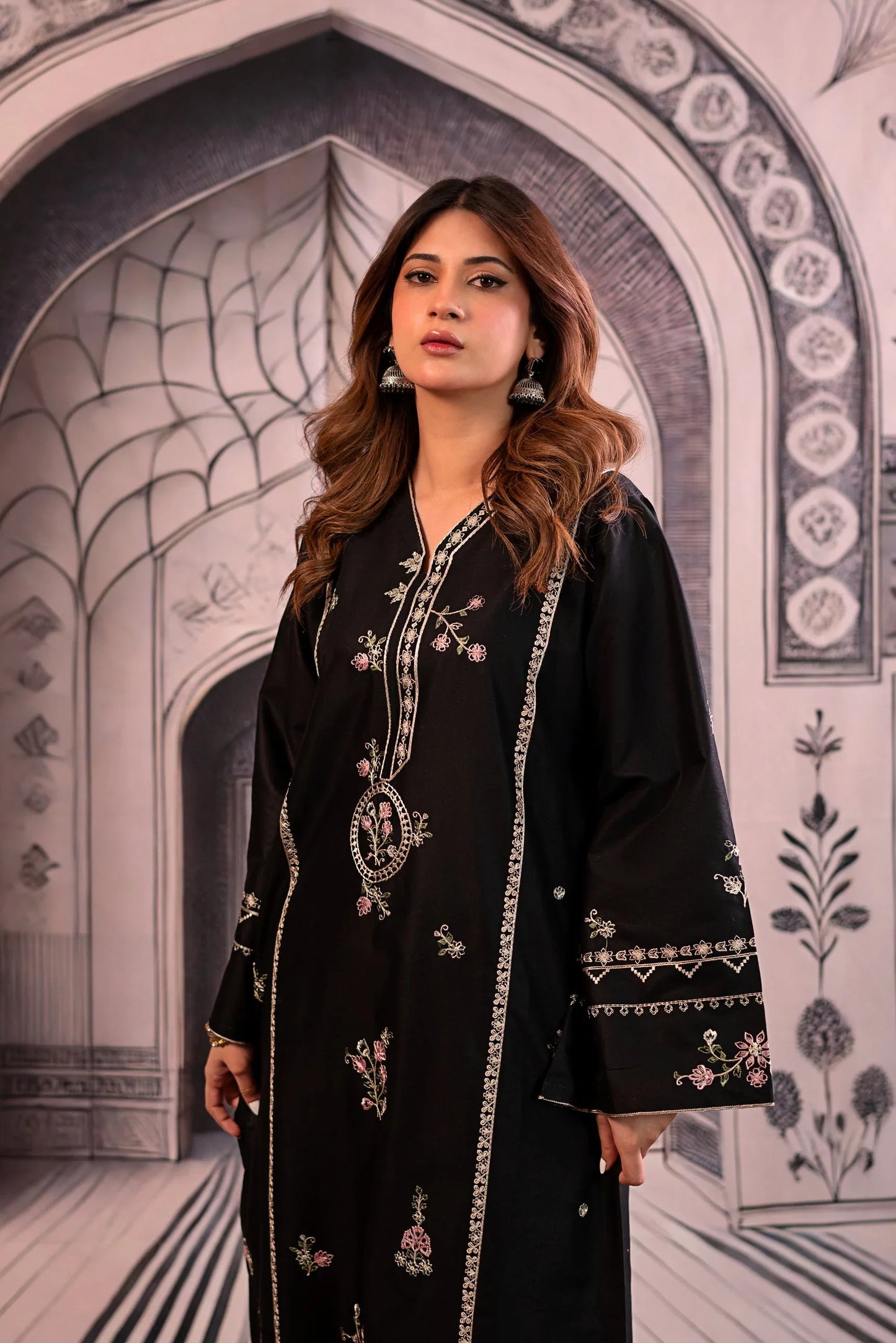 URGE Luxury Embroidered Dhanak 2-Pc Suit