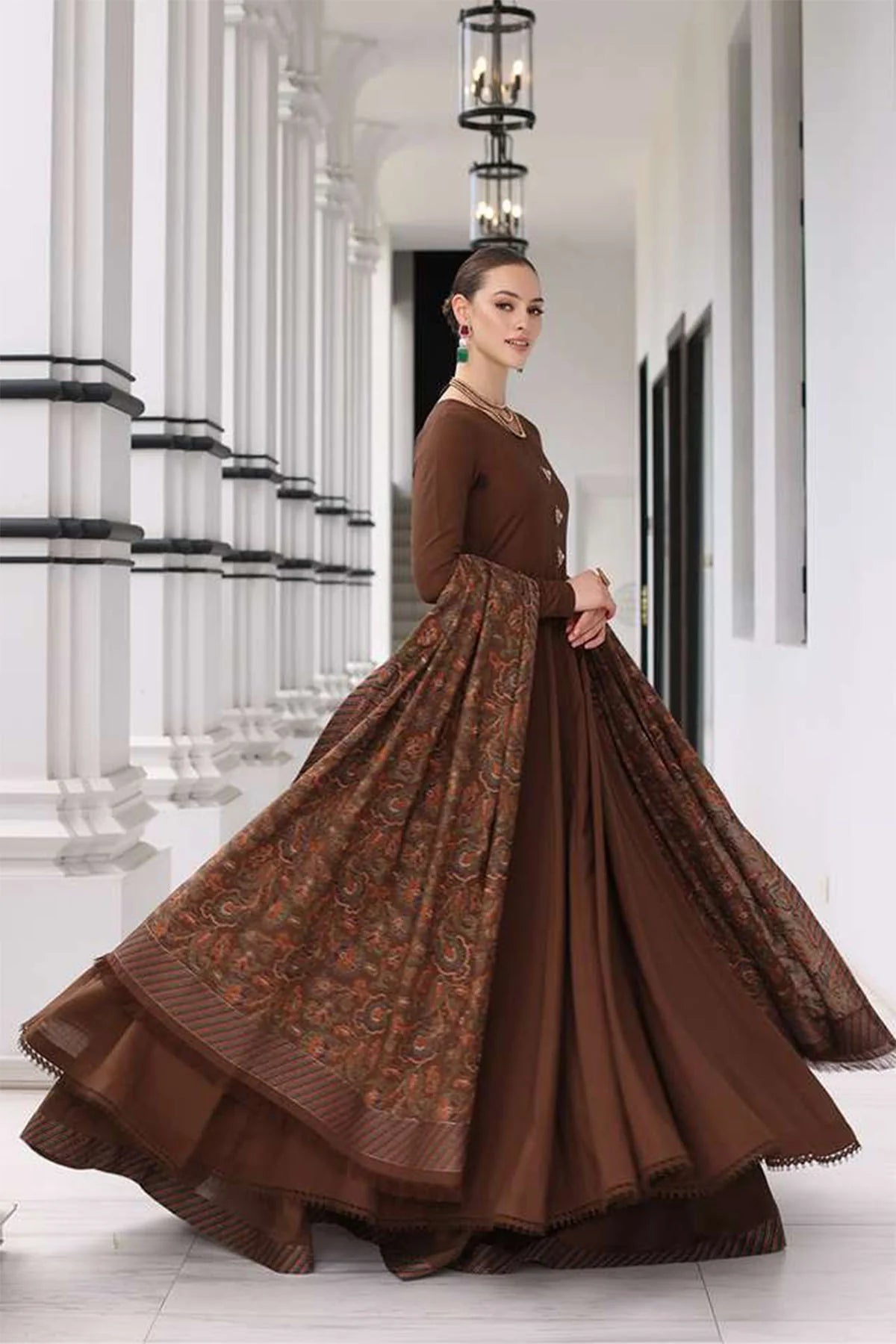 BREEZE Luxury Embroidered Dhanak 3-Pc Suit