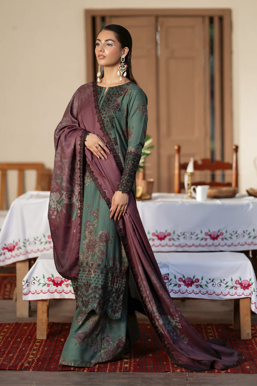 IZNIK Premium printed Embroidered lawn 3-Pcs