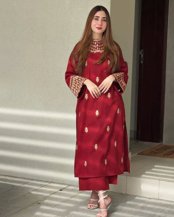 CRIMSON Printed Lawn 2-Pc Suit