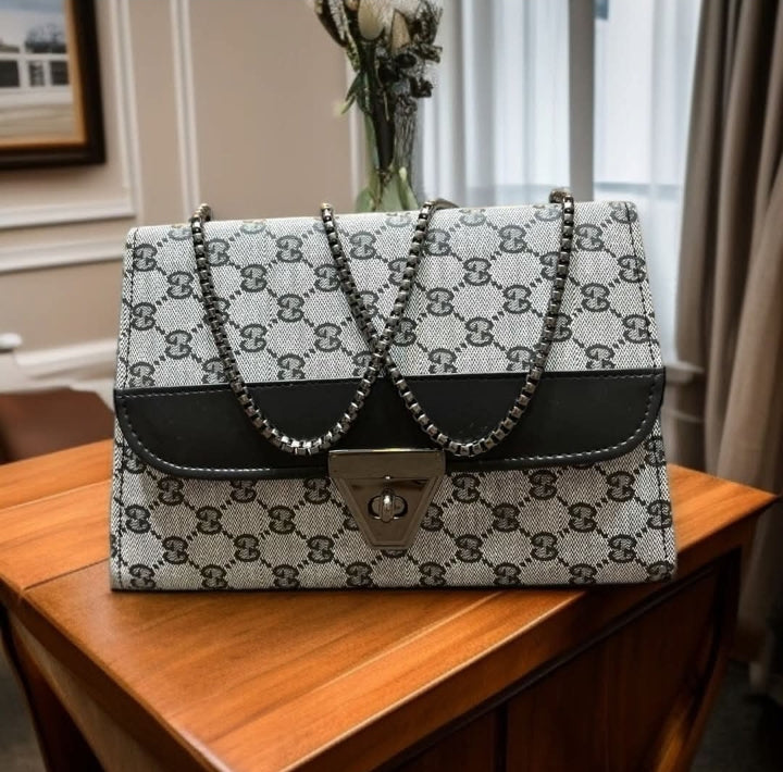 Luxury Chain Box Collection
