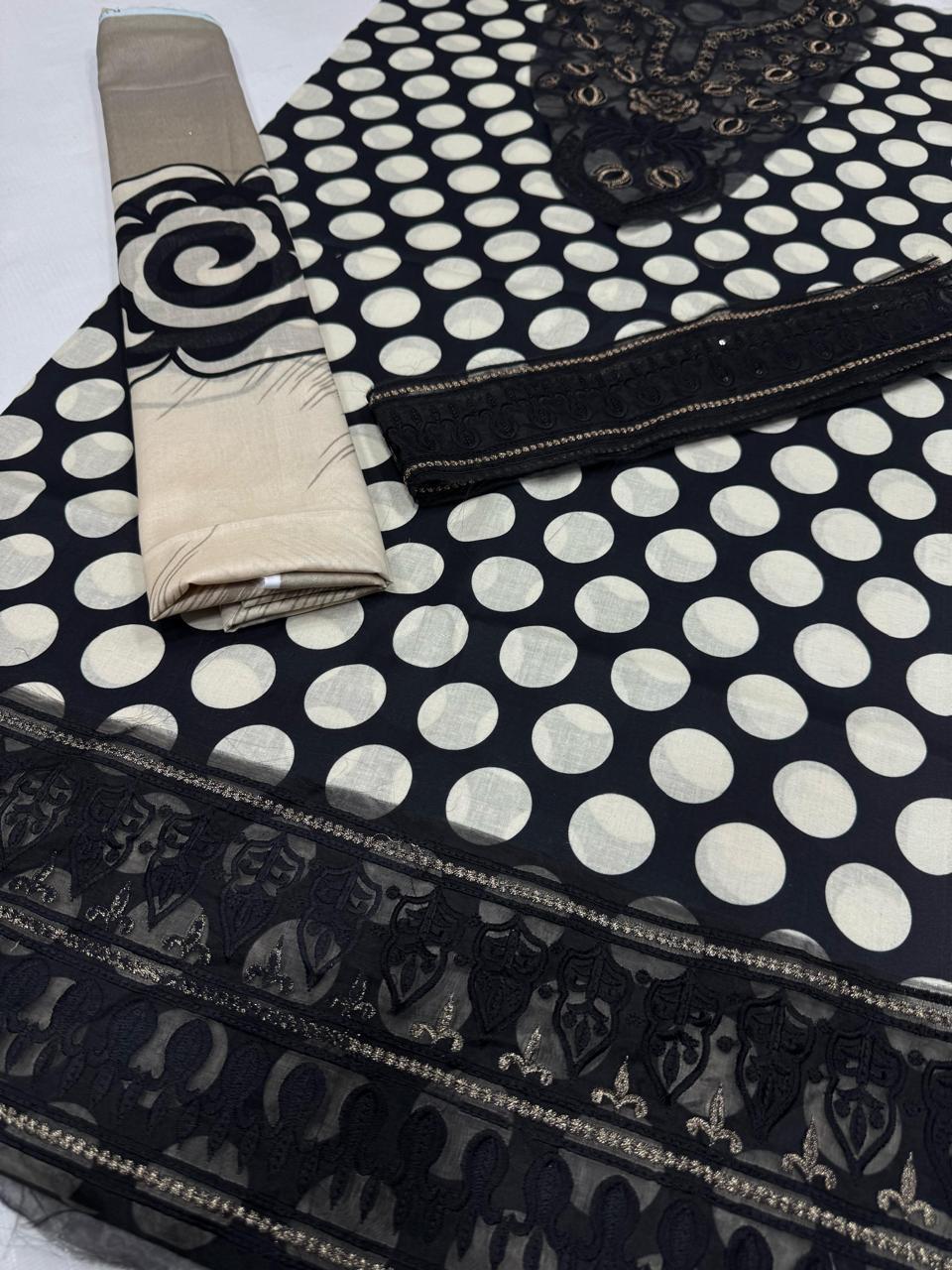 BAROQUE-Lawn 3-Pcs Suit