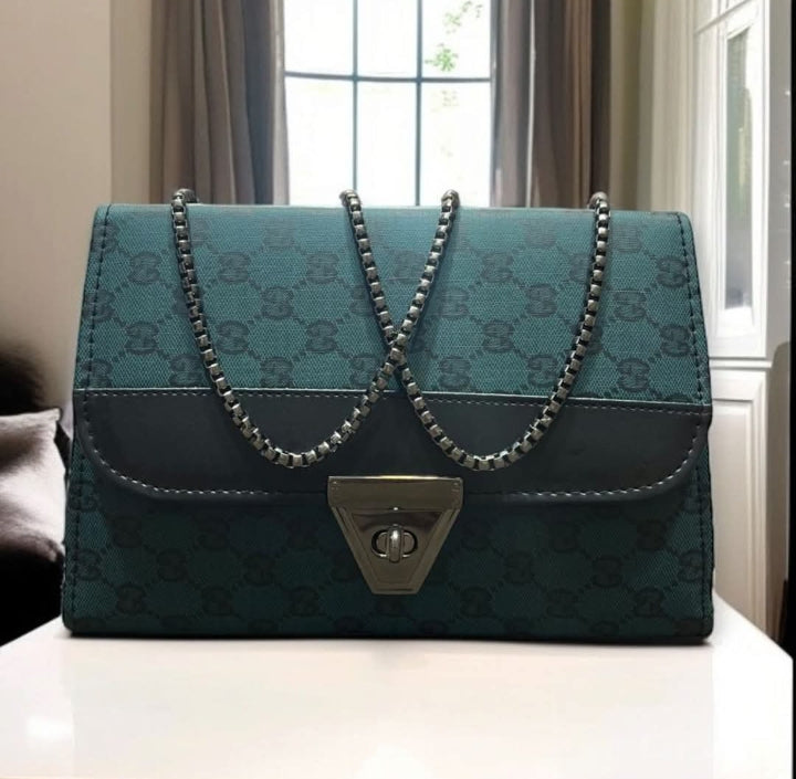 Luxury Chain Box Collection